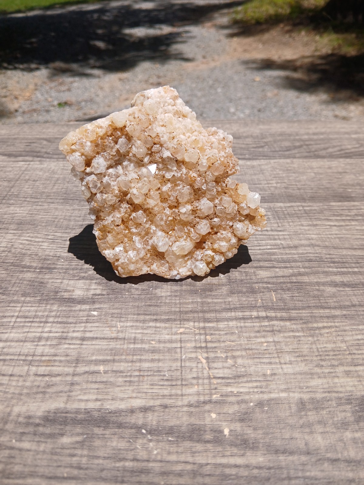 Rare 1.1 LBS Oarngish Tan Quartz Cluster Self-Standing 3.5 In Collection Piece