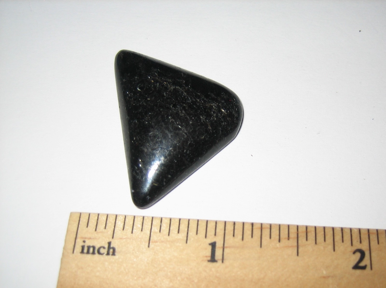 35mm x 24mm POLISHED RARE AUTHENTIC NUUMMITE STONE CABOCHON GREENLAND ~ 8.4g *A4