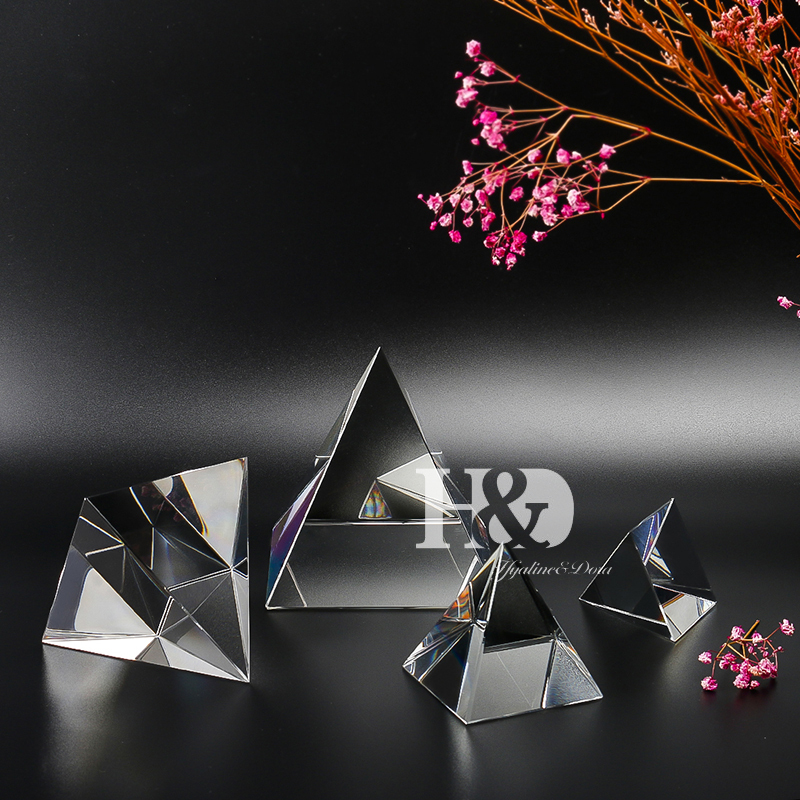 4cm Small Feng Shui Egypt Egyptian Crystal Clear Pyramid Healing Prizm Amulet
