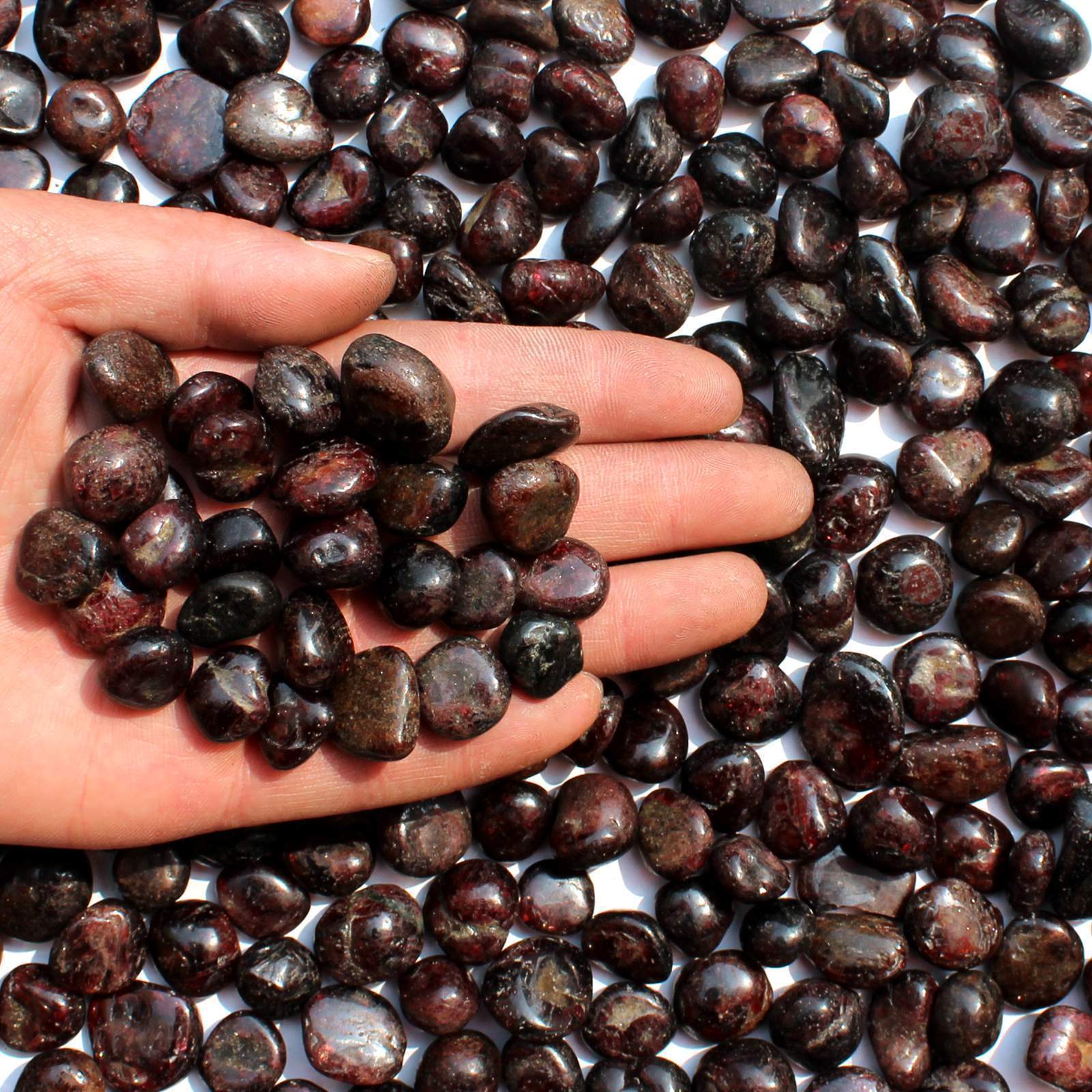 100g About 50Pcs Natural Garnets Rough Rock Polished healing China A+++