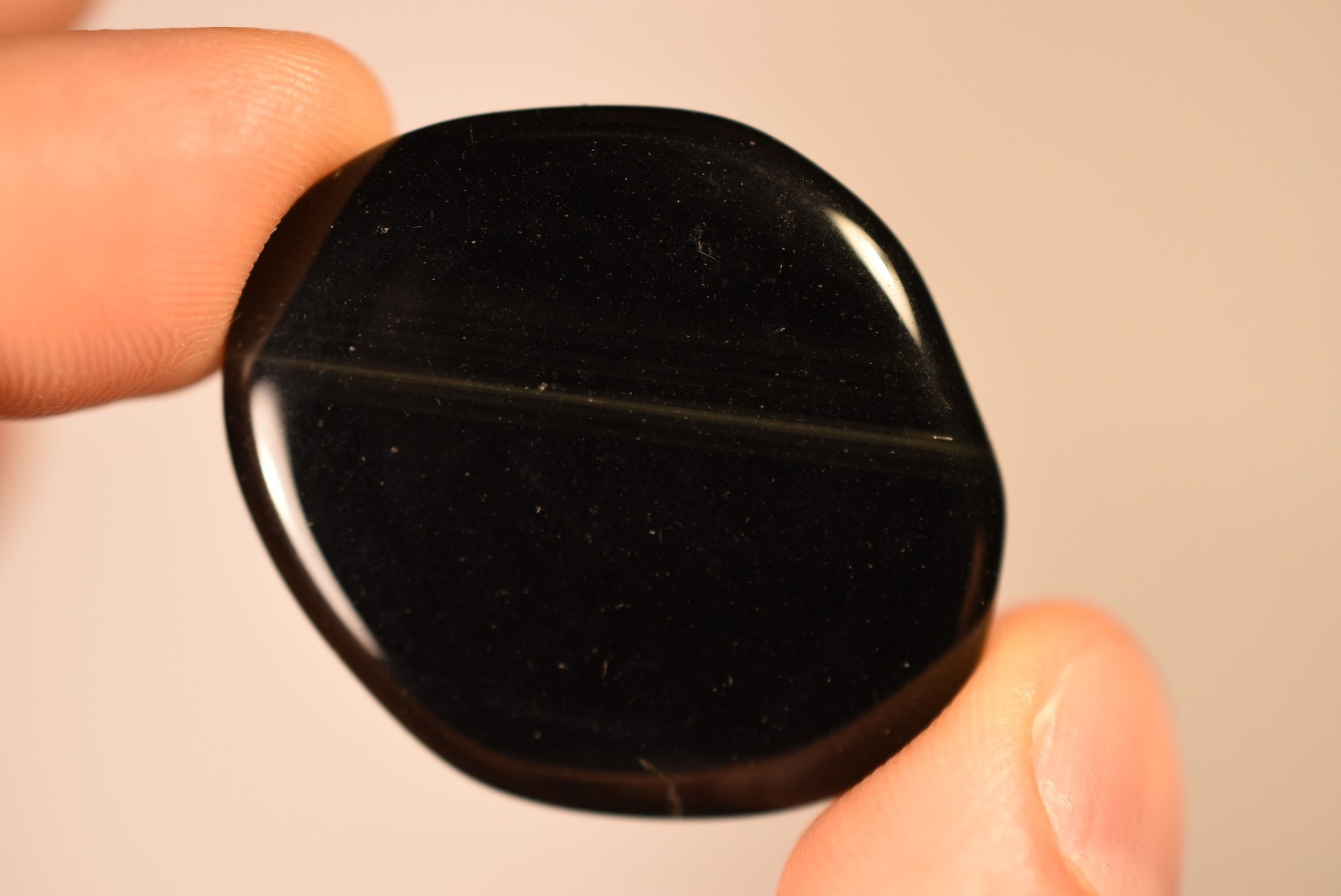 *BLACK ONYX* Palm Stone 3.9cm 13g Natural Stone Flat Thumb Worry