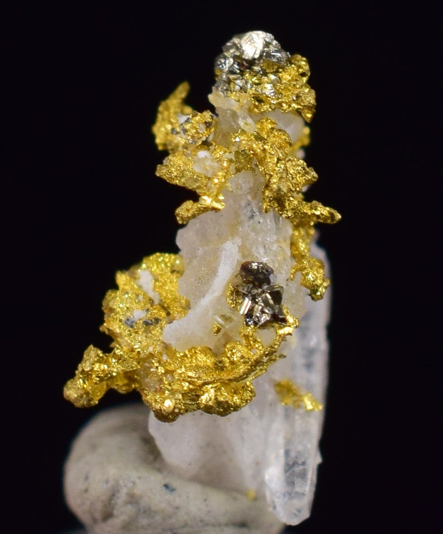 0.6cm UNIQUE NATIVE GOLD INCAS PYRITE PERU QUARTZ THUMBNAIL CRYSTAL LB125