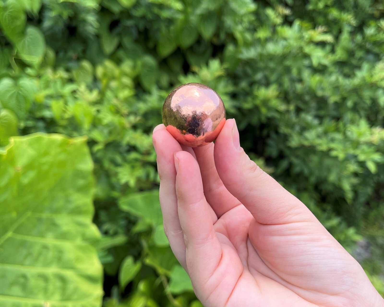 Large Copper Spheres – 30mm Polished Sphere + Display Stand (Polished Copper)