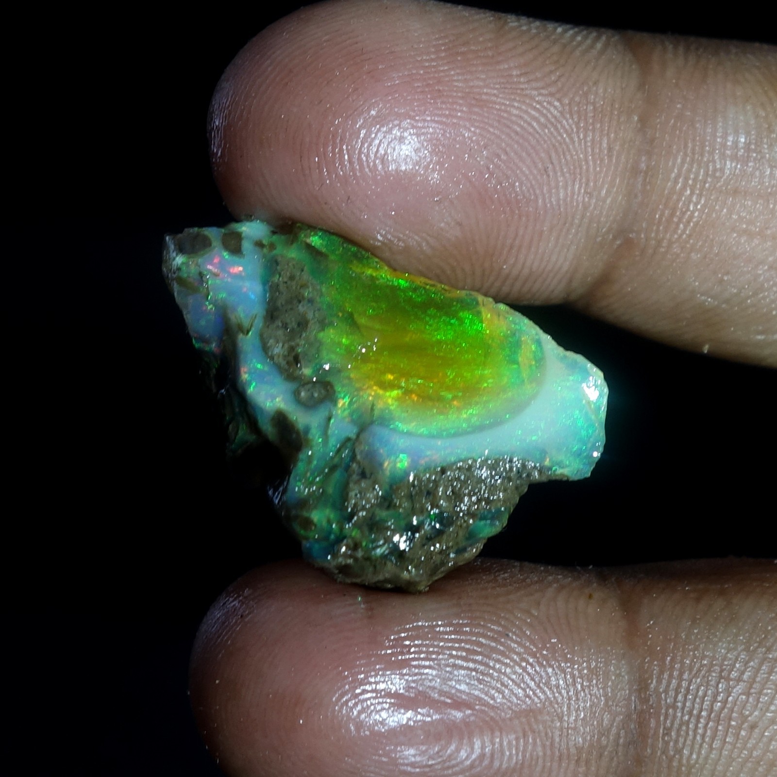 AA+ Ethiopian Oli Opal Rough Entreated Welo Opal Multi Fire Color Flash 20.10Cts