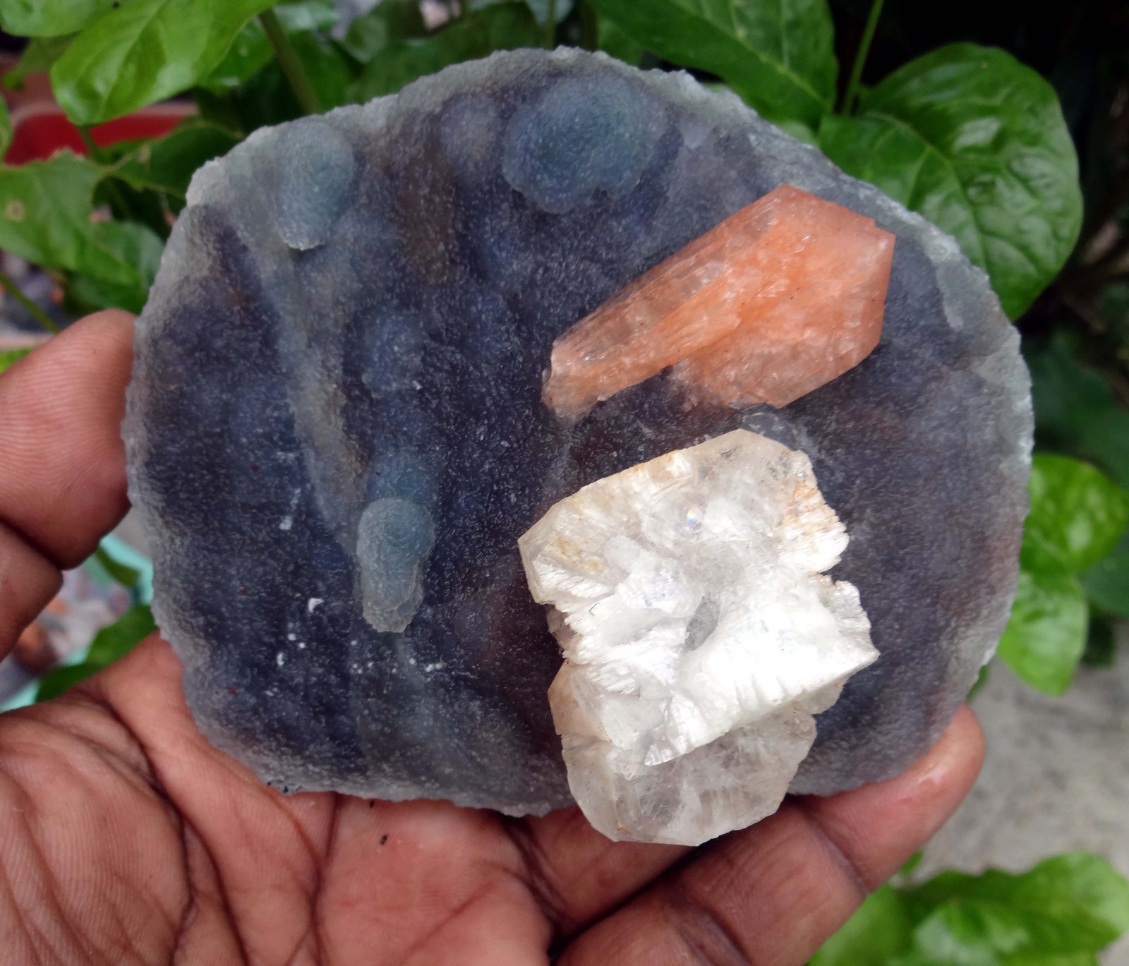 stilbite w/ apophyllite & chalcedony matrix minerals specimen j-6