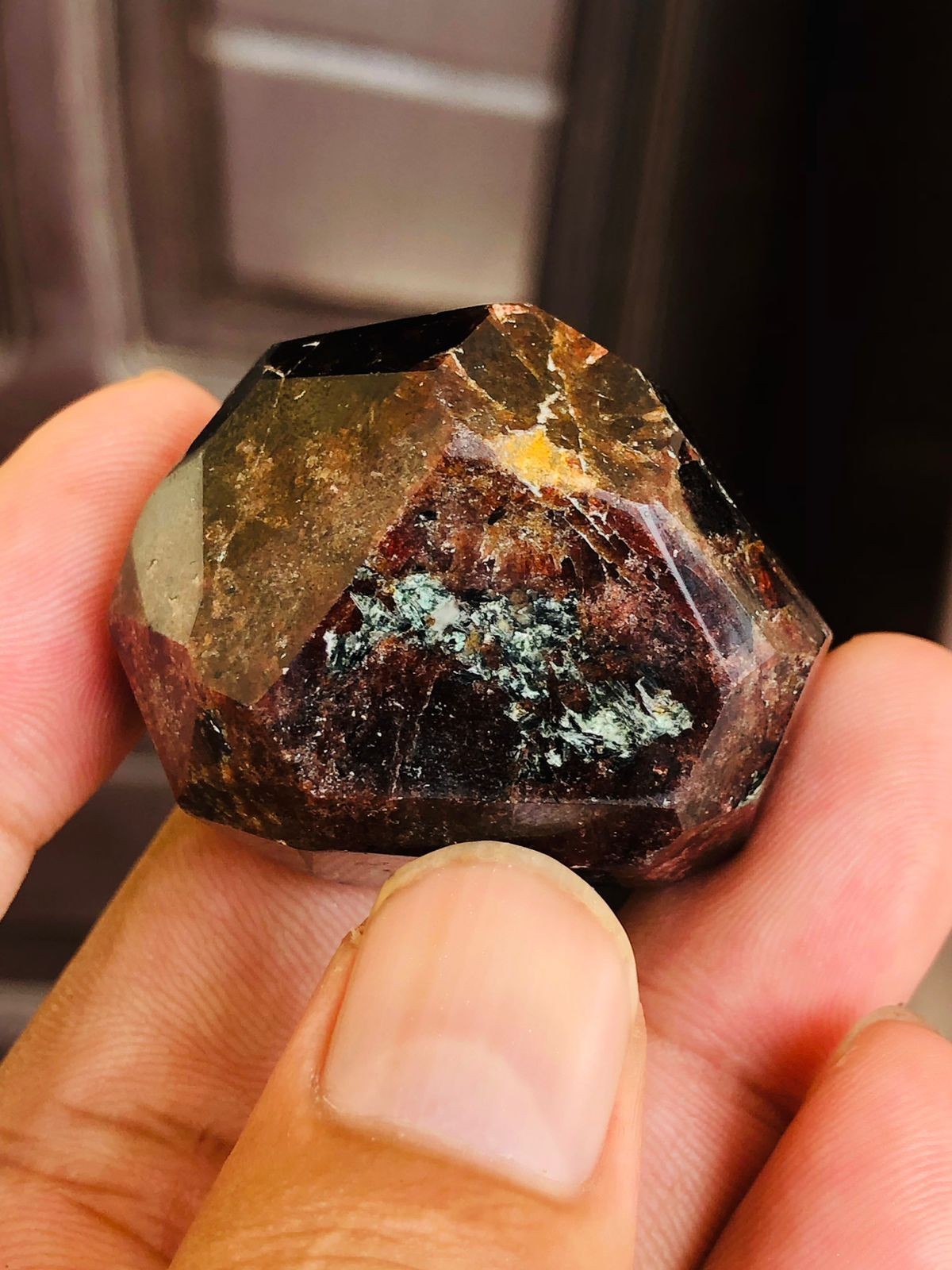 105gram Natural Gemstone Beautiful Red Almadine Garnet Specimen From Afghanistan
