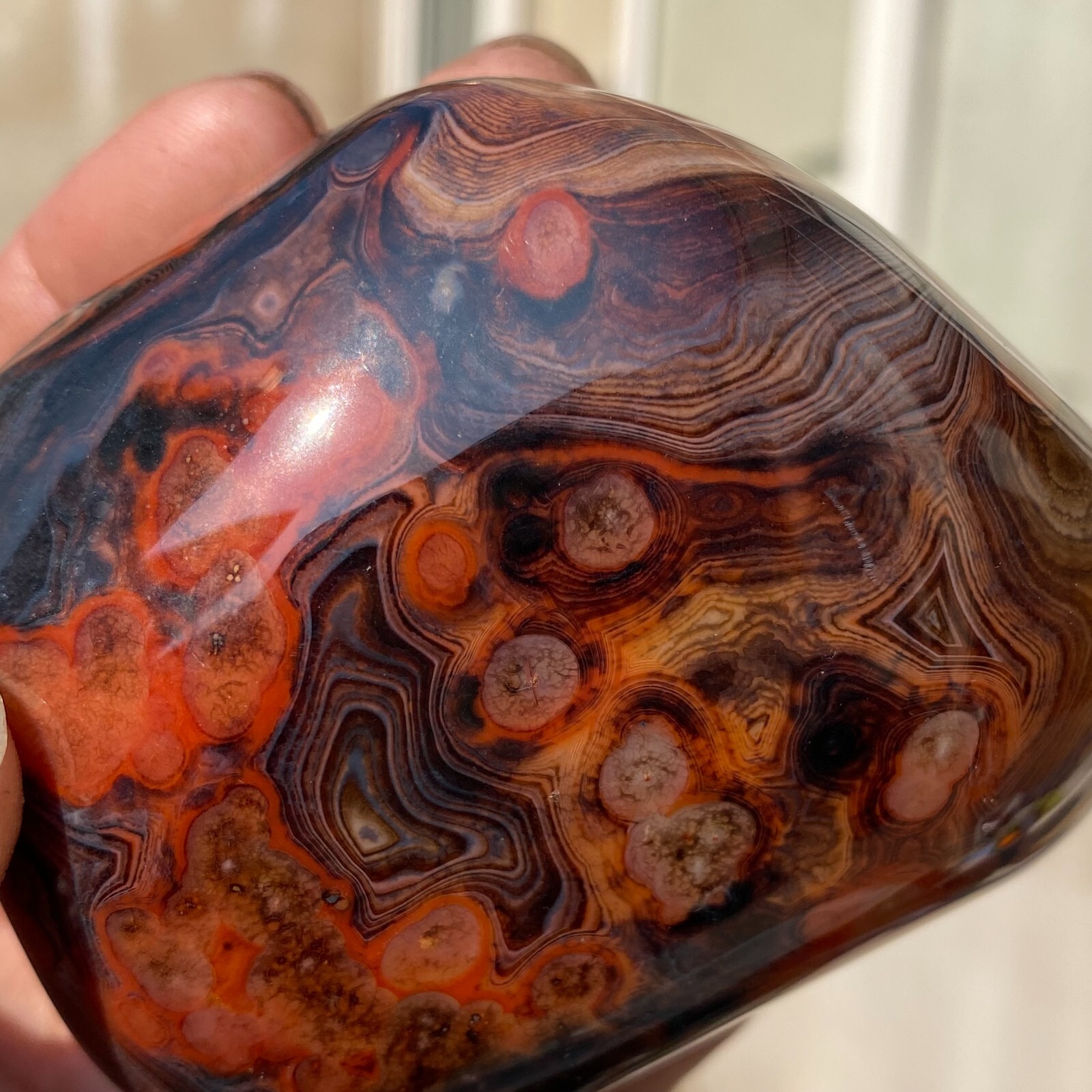 413g Large Banded Agate Natural Carnelian Quartz Crystal Palm Stone Specimen
