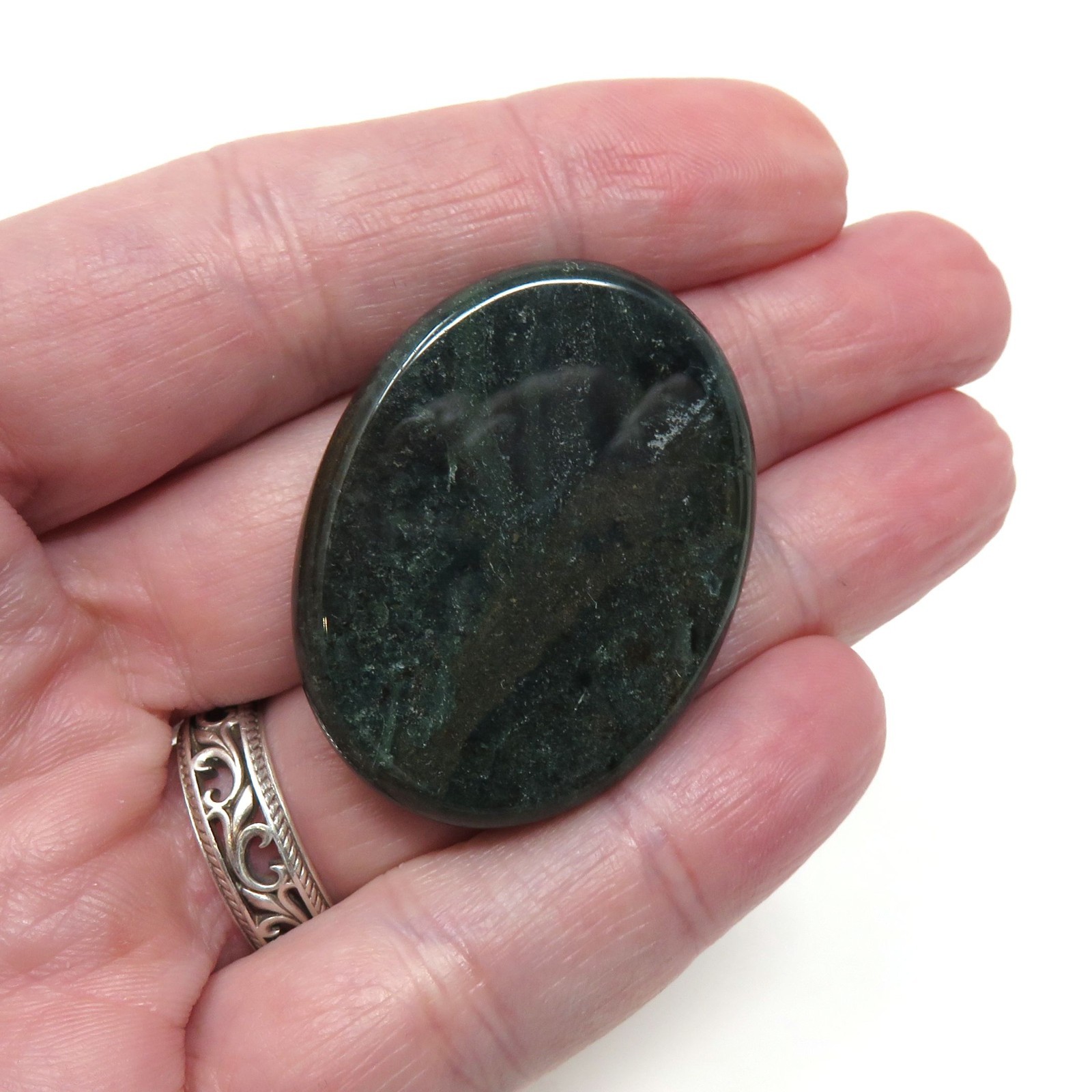 Indian Agate Worry Stone #1342 – 40mm x 30mm or 1.5″ x 1″ – 6mm Thick – Pocket