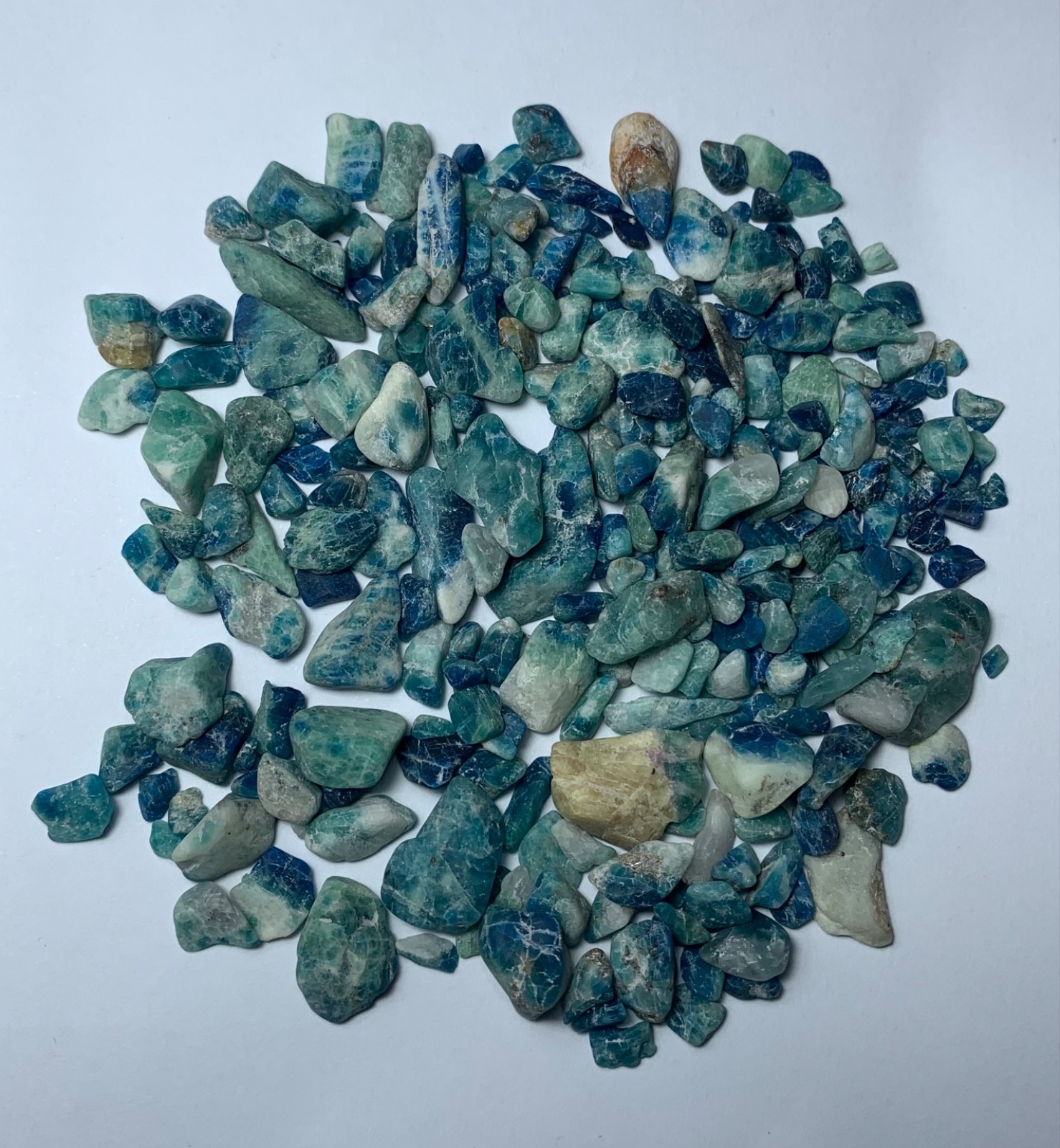 250 Carats Fluorescent Hackmanite Rough lot Afghanistan