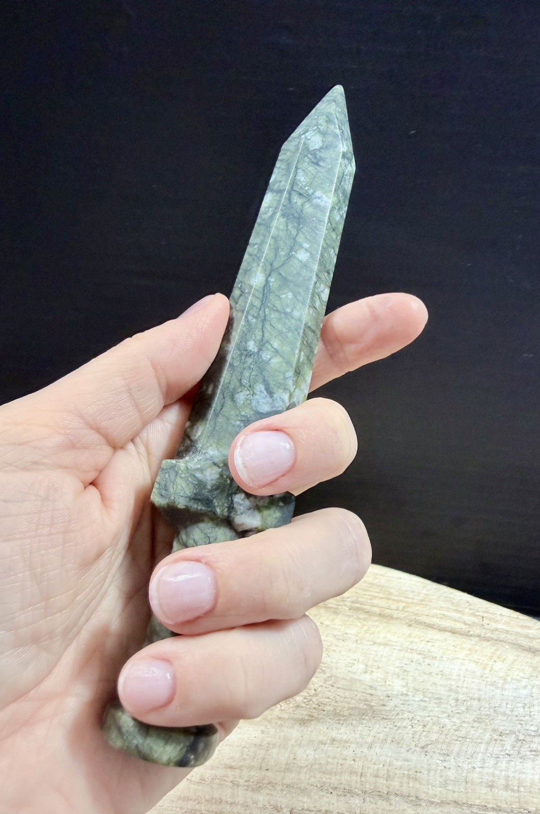 Crystal Green Jade Athame Dagger ceremonial witch heal energy pagan Wiccan 119g