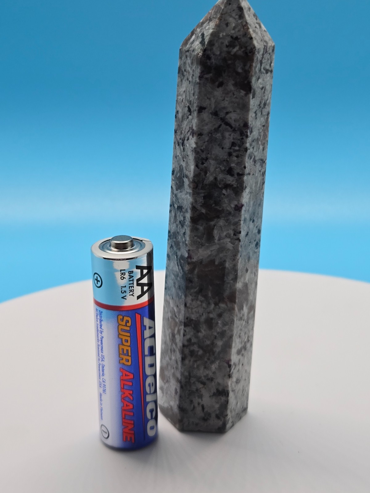 Yooperlite Tower 79g 4in B3