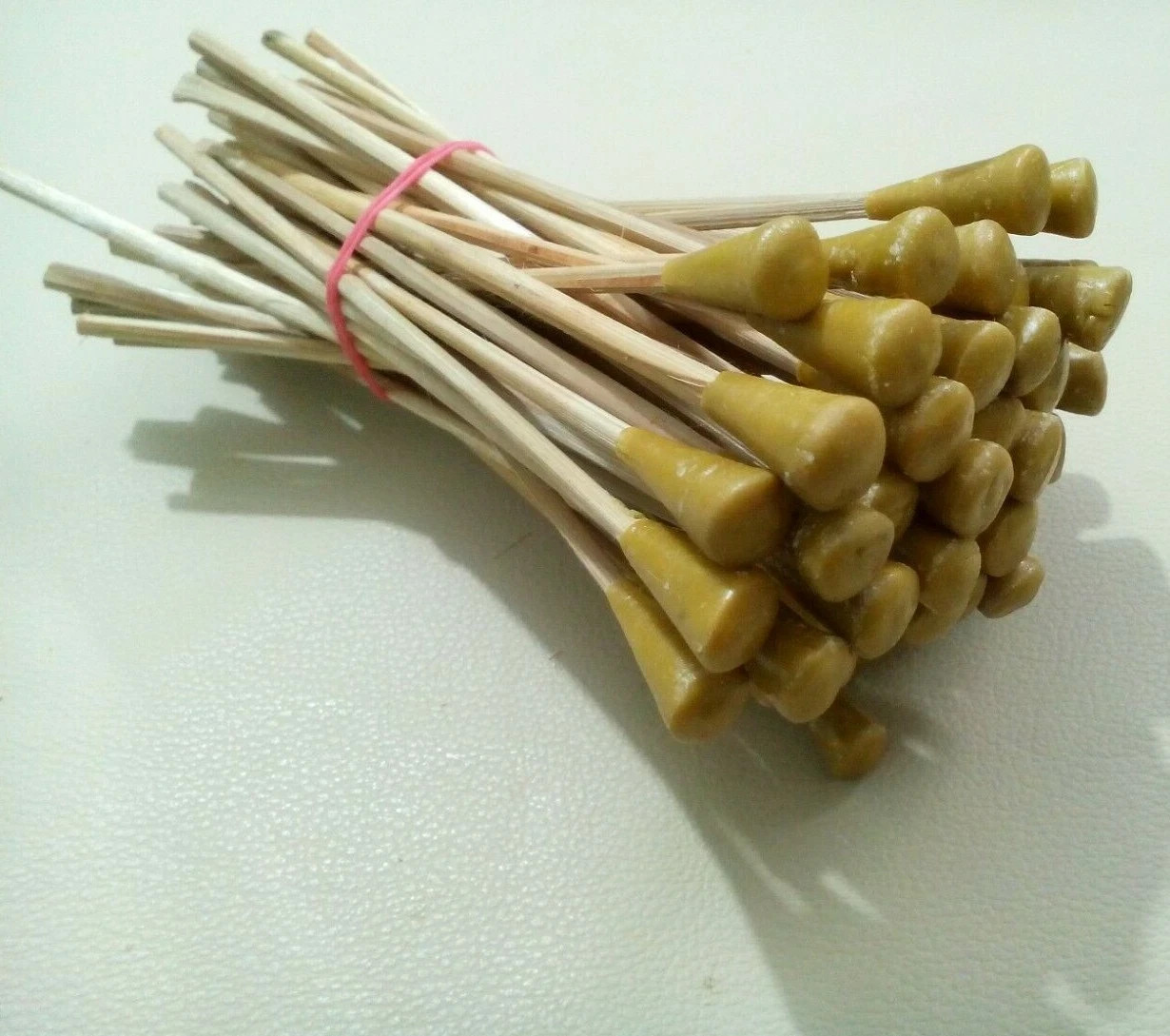 Wooden Dop Stick with wax for Gems Grinding Faceting Polishing Graceful 50 Piece