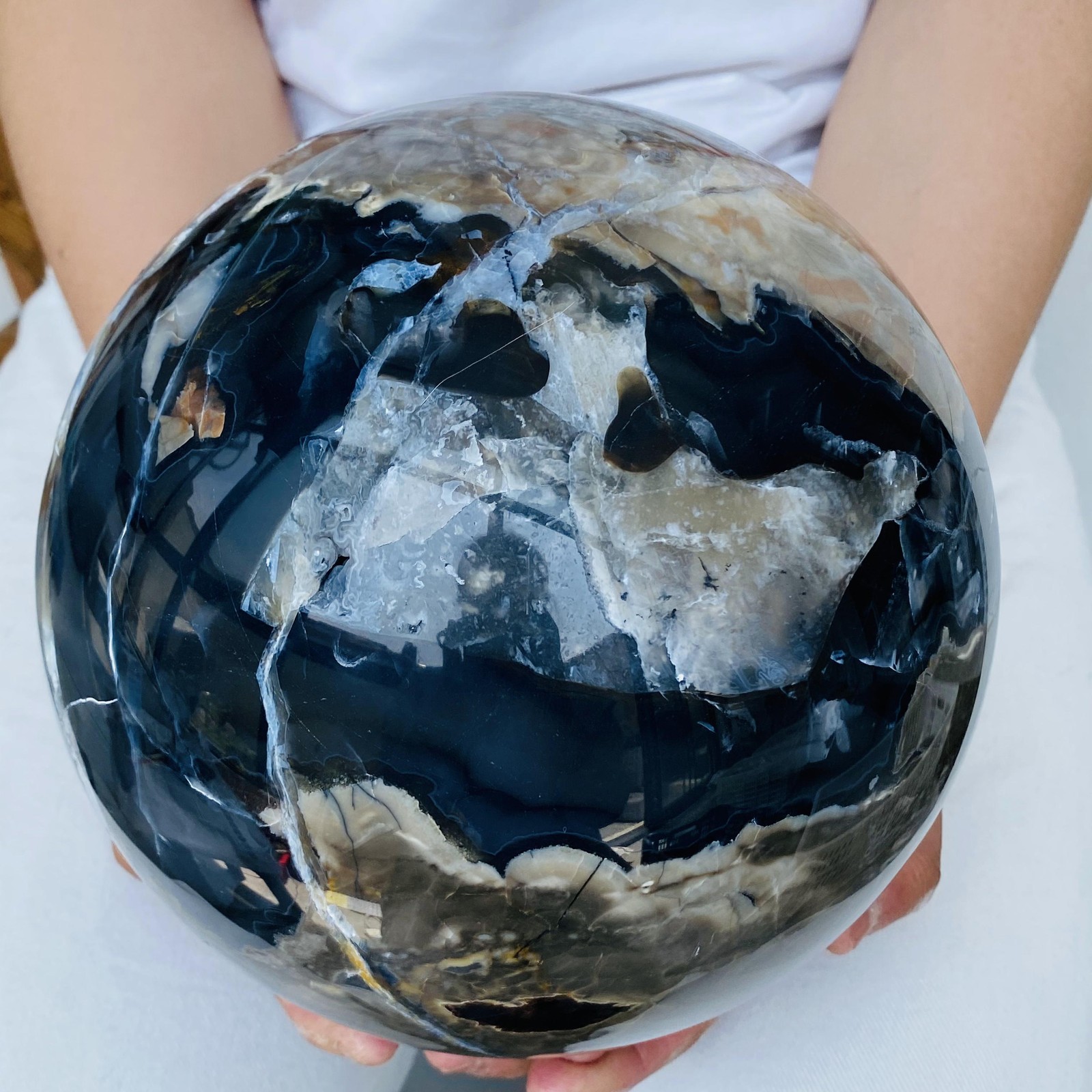 Natural Rare Volcanic Agate Crystal Sphere UV Reactive Gemstone Healing 10280g