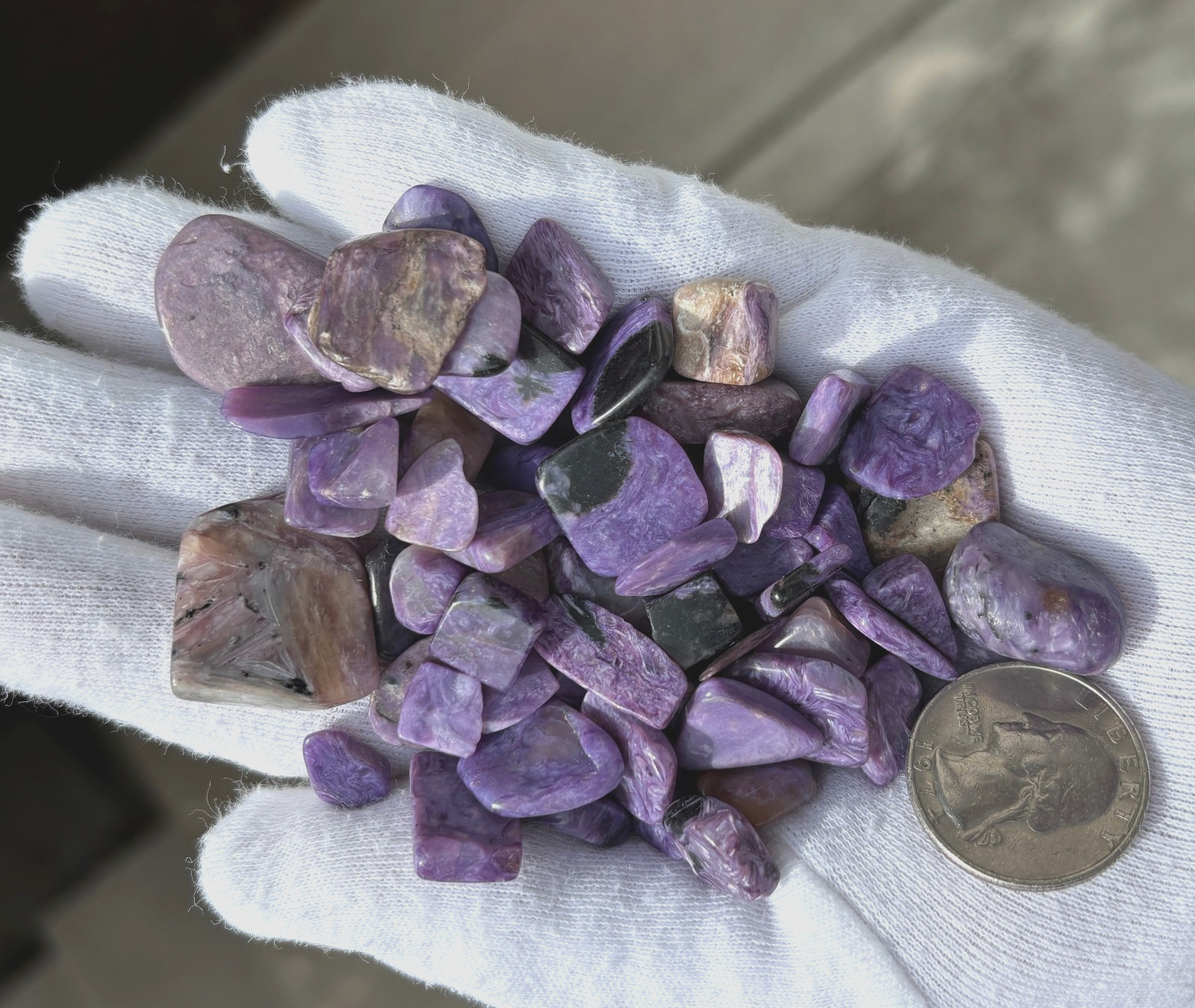 96g LOT CHAROITE CHIPS REAL AUTHENTIC MIXED SIZES: SMALL XS TINY