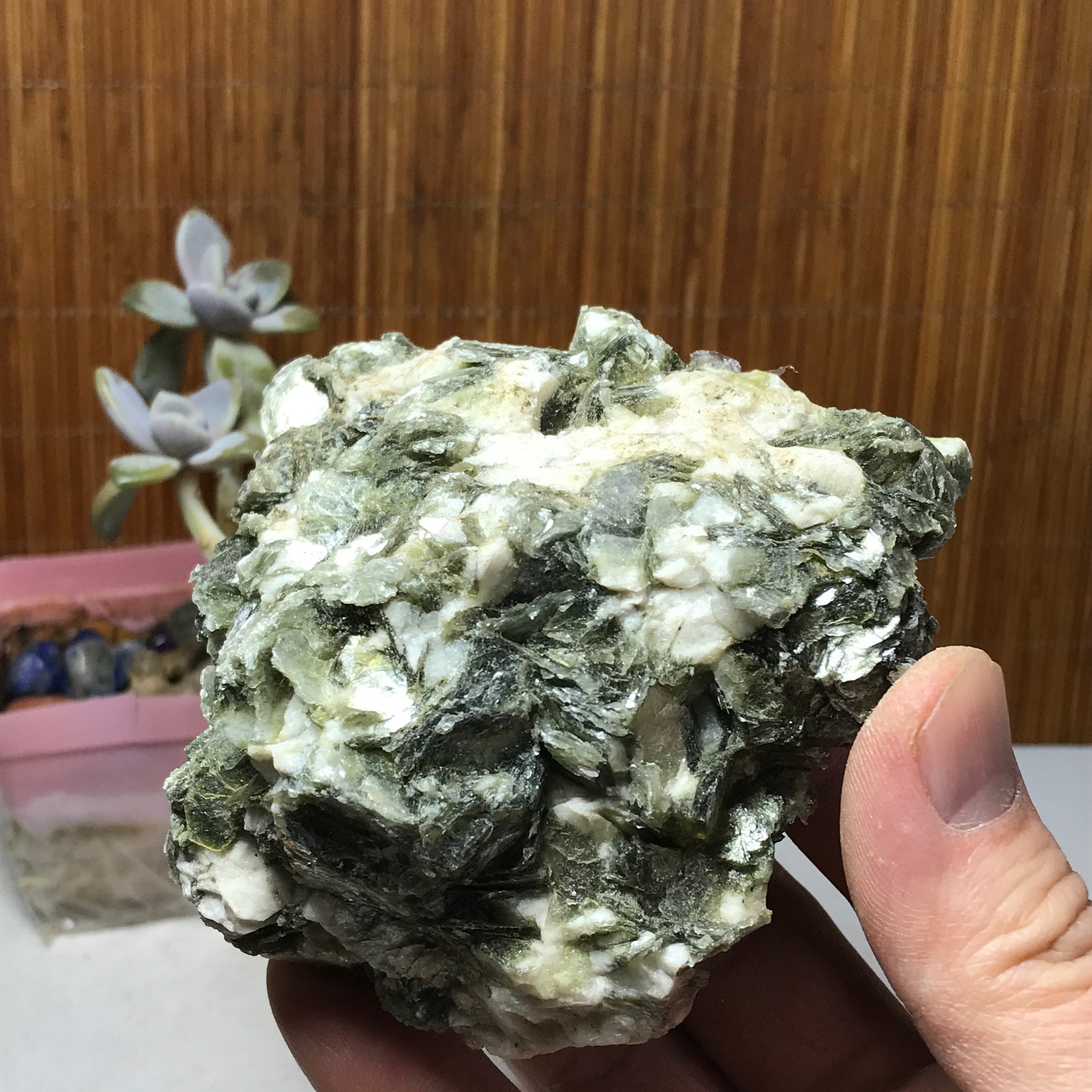 Natural Yellow mica lepidolite crystal specimen spiritual restoration 387g A6381