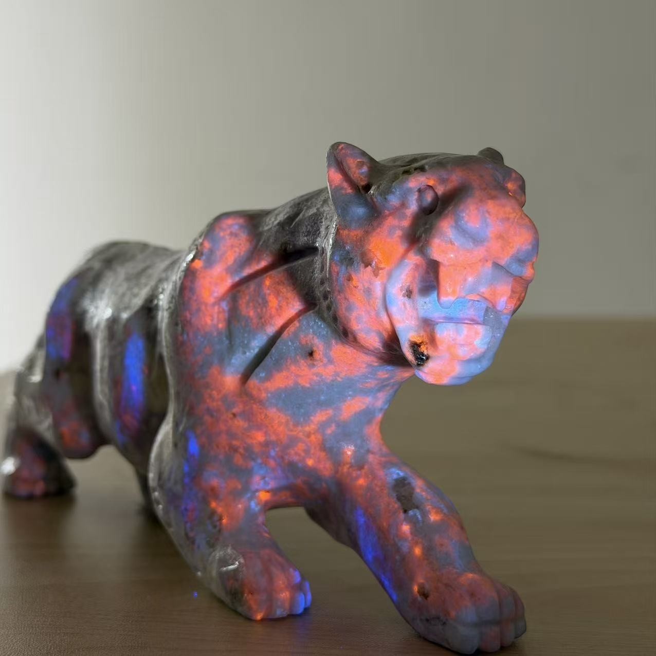 2.1LB A+Natural Hackmanite Leopard Table Decor Crystal Carving UV Glow