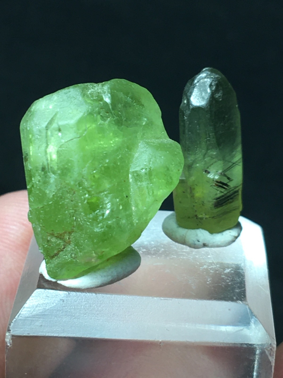 31.80 Cts AMAZING NATURAL PERIDOT CRYSTALS LOT FROM KOHISTAN PAKISTAN (a2a)