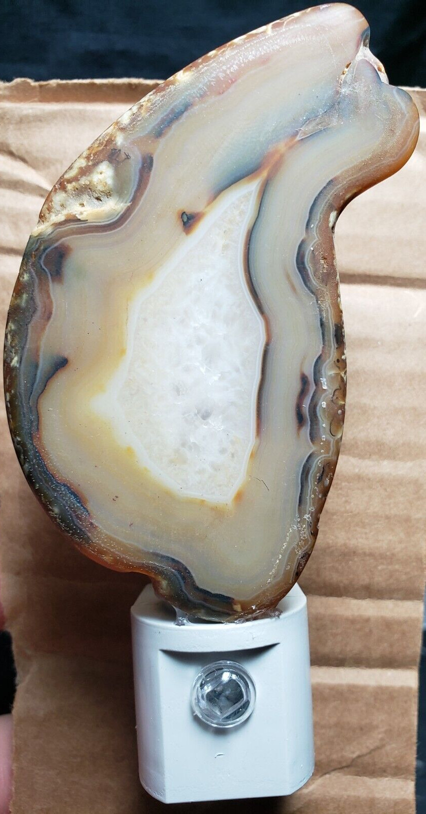 Agate Slice Night light w/ Daytime Sensor 4.25″x2″x2″