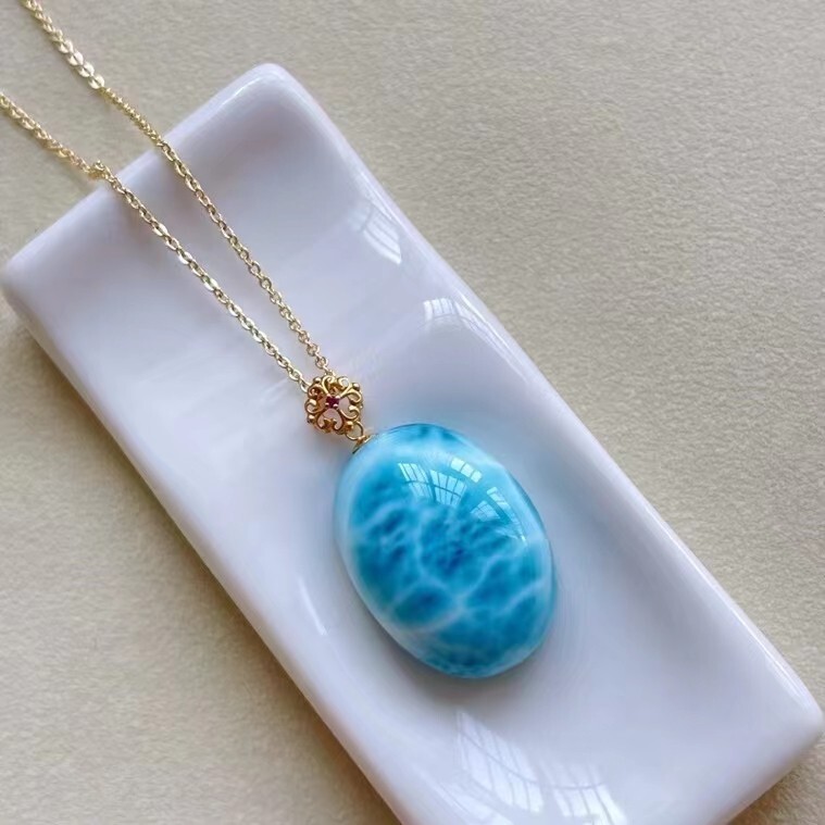 Genuine Natural Blue Larimar Gemstone Elliptical shape Lady Pendant AAAAA18K