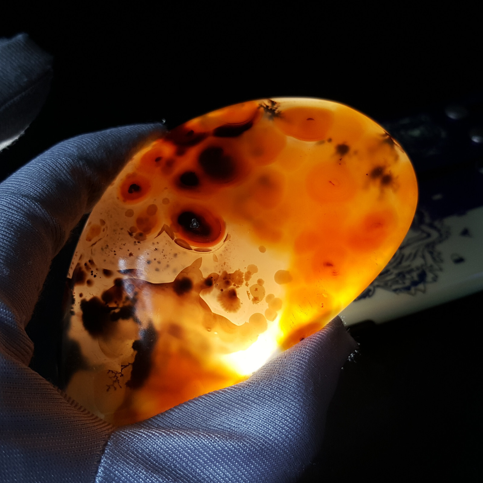 TOP 124.8 G Natural Polished Aquatic Plants Agate Stone Madagascar BWA317