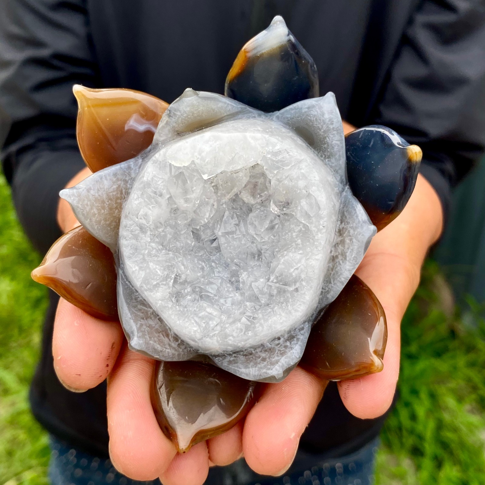 255G Natural Agate Geode Carved Lotus Flower, Hand Carved Healing Crystal Home