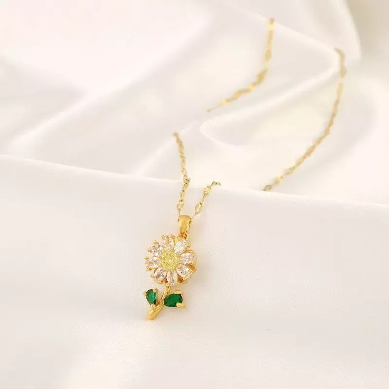 Women’s Fashion Jewelry Gold Cubic Zircon Sunflower Pendant Necklace 1PC