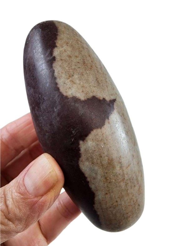 Shiva Polished Stone India 206.1 grams.