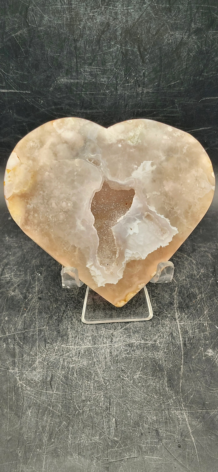 Druzy flower agate heart! 5.6 ounces, 3.3 inches wide, 2.9″ tall