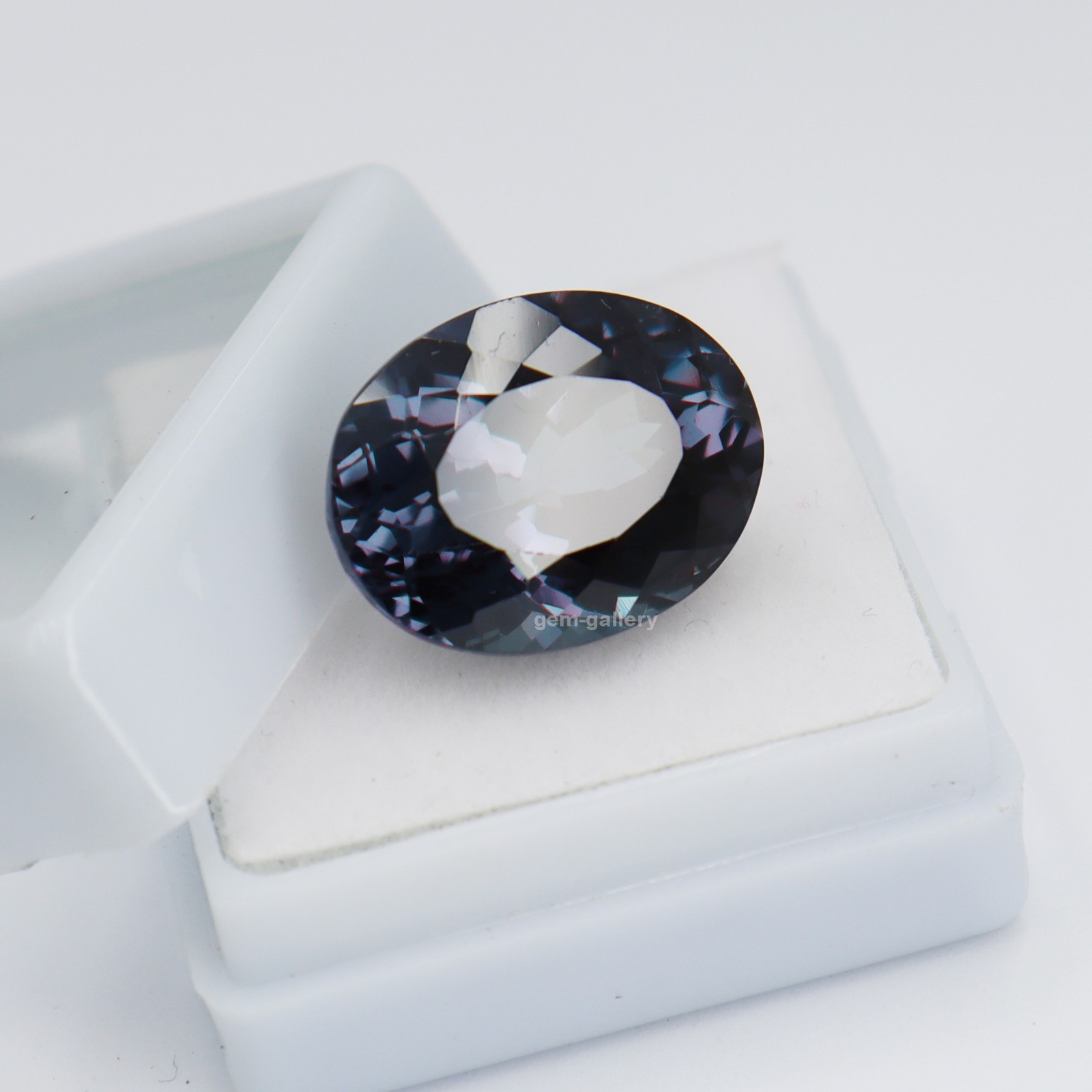 Oval Cut Color Changing Natural Alexandrite Certified Loose Gems 10+ CT