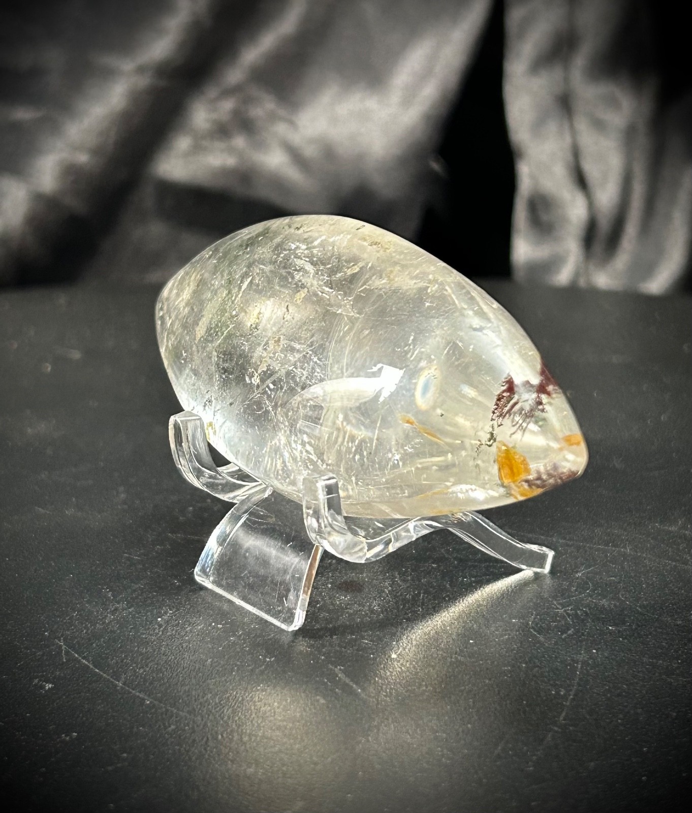 3″ High Clarity Garden Quartz Freeform With Acrylic Stand 2.3oz