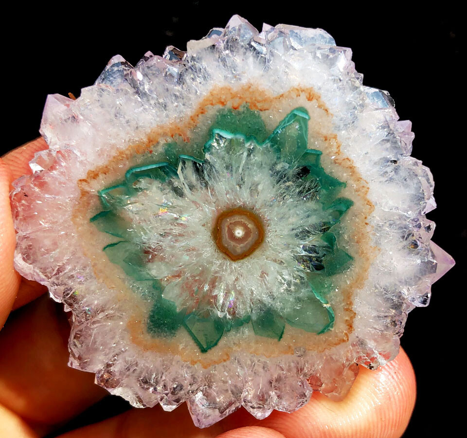 141CT WOW! Boutique Natural Trapiche Star Green Amethyst Flower Specimen ip1375