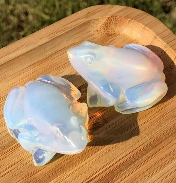 2025Hot Home Eco Friendly Decor Natural Opal Quartz Crystal Lucky Energy Frog