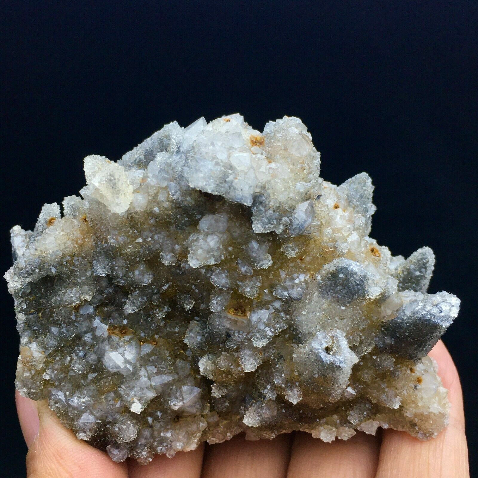 210g Natural Beauty White Dipyramidal Calcite Cluster Mineral Specimen