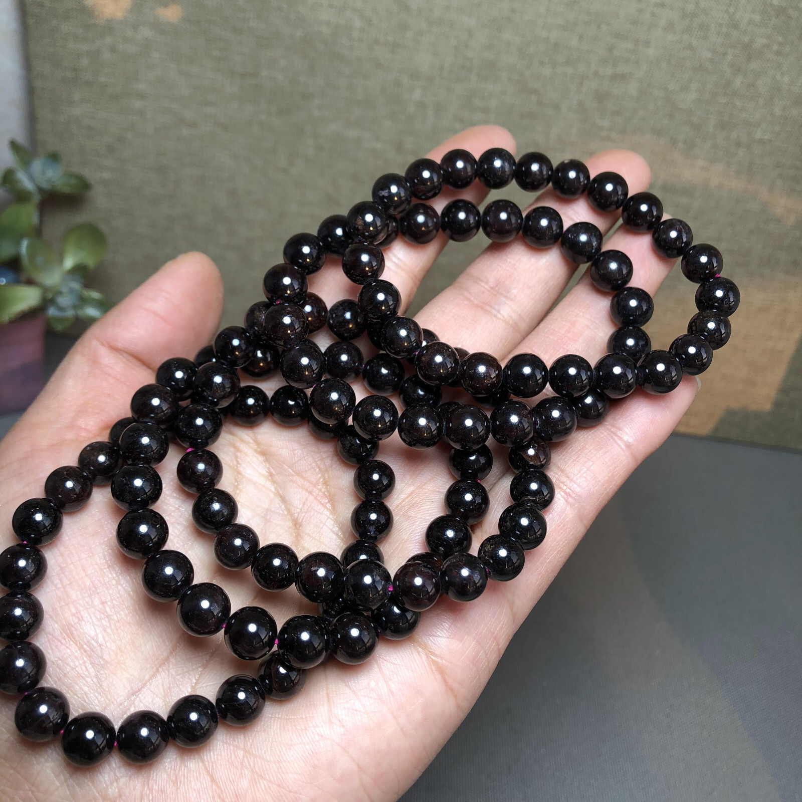 8mm Natural Garnet gemstone quartz Crystal chain bracelet Specimen 1pcs A122103