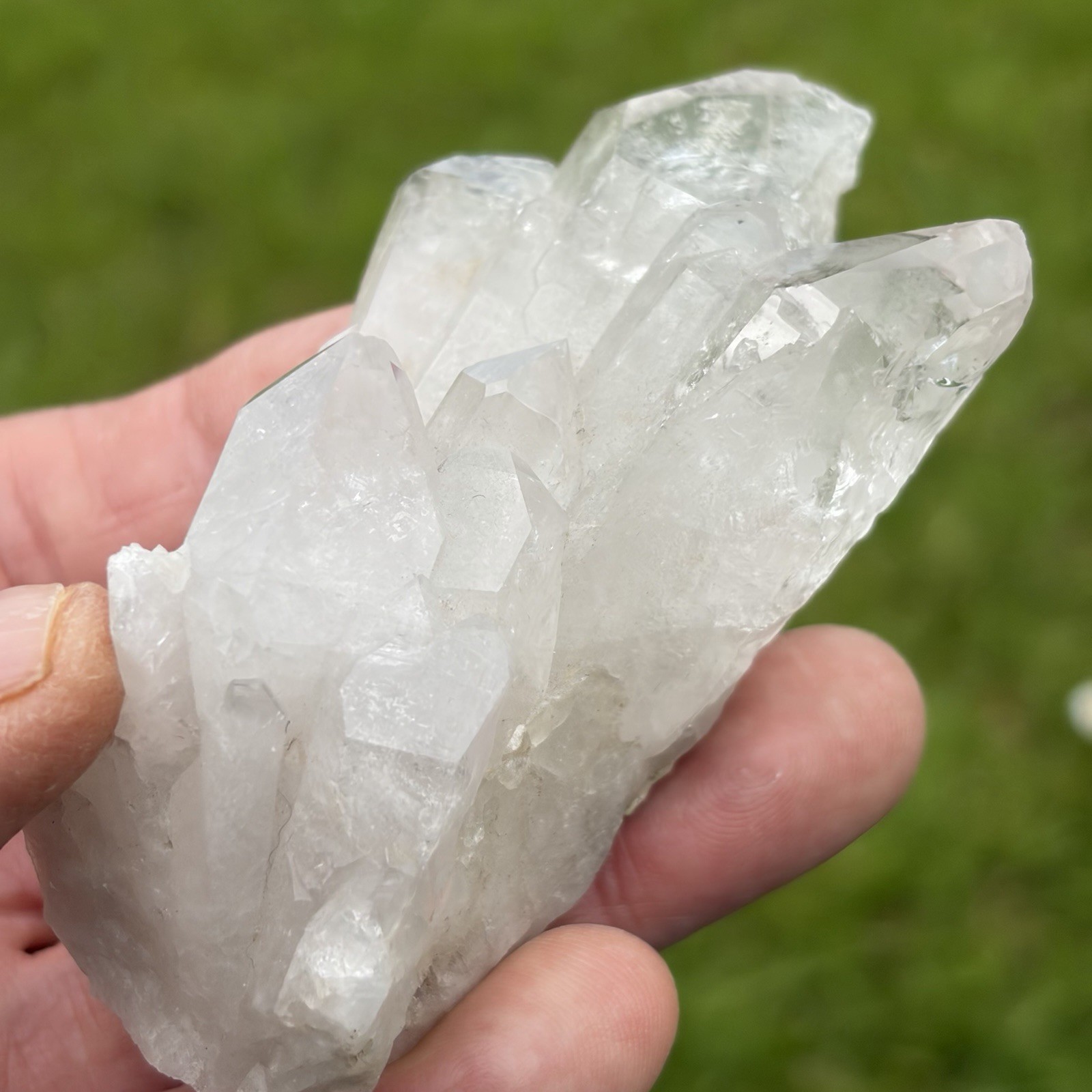 Clear Quartz Cluster Multiple Points Ex Pakistan 140 Grams Approx