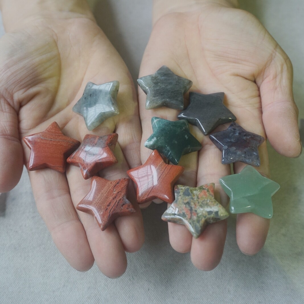 50Pcs Natural Quartz Crystal Jasper Pentagram Stars Diverse Rock Healing 3cm AA