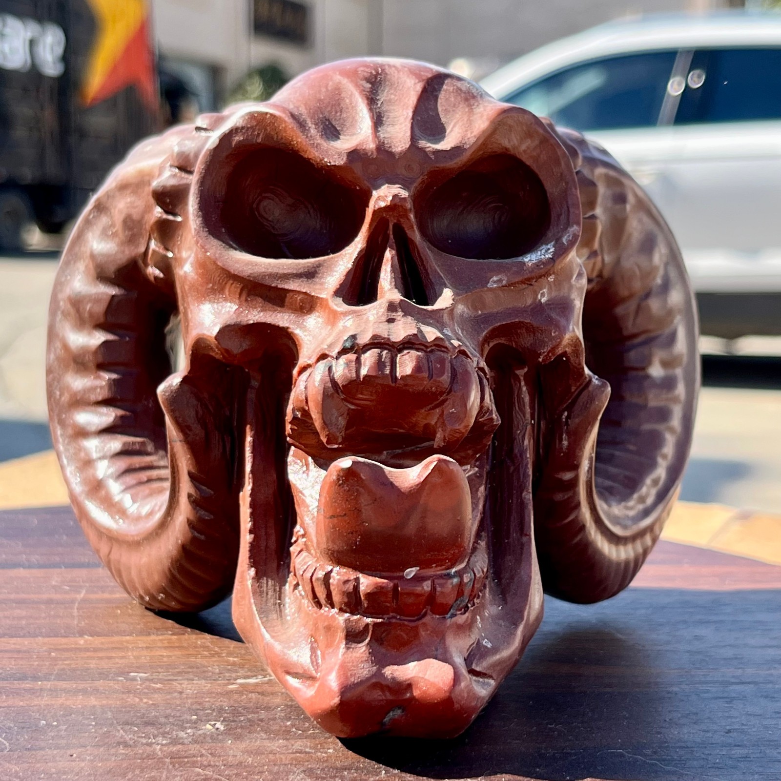 Carved Crystal Ram Skull with Horns Natural Stone Animal Skull Decor 4.4 lb