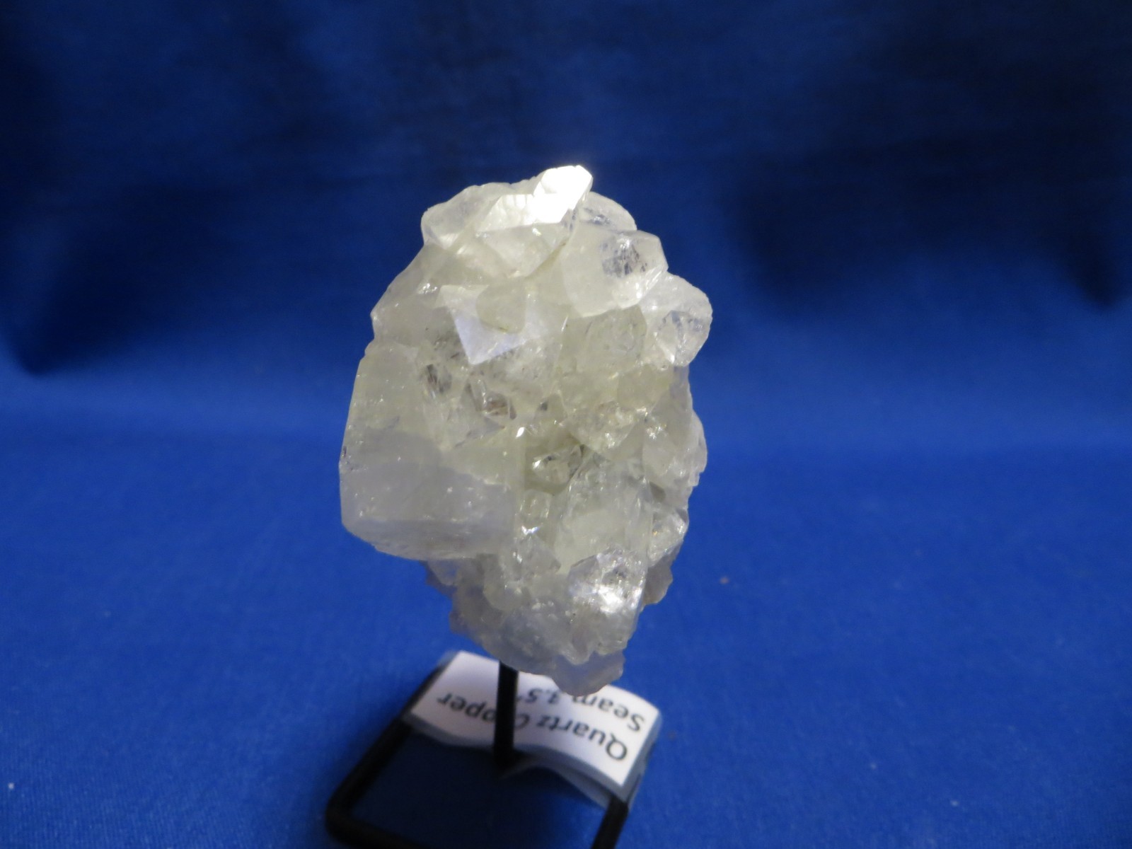 New! Natural Earth Mined Quartz Copper Seam Black Metal Stand Free Shipping